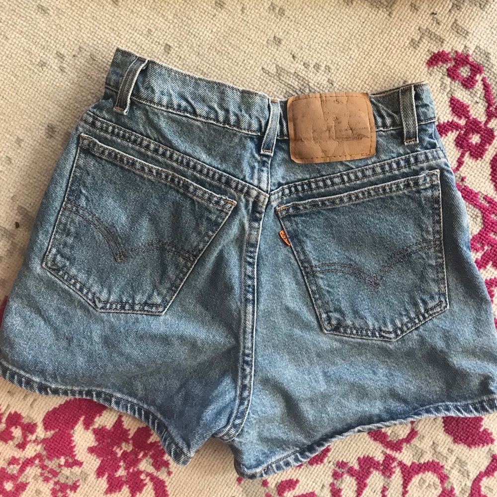 High waisted vintage Levi’s shorts denim